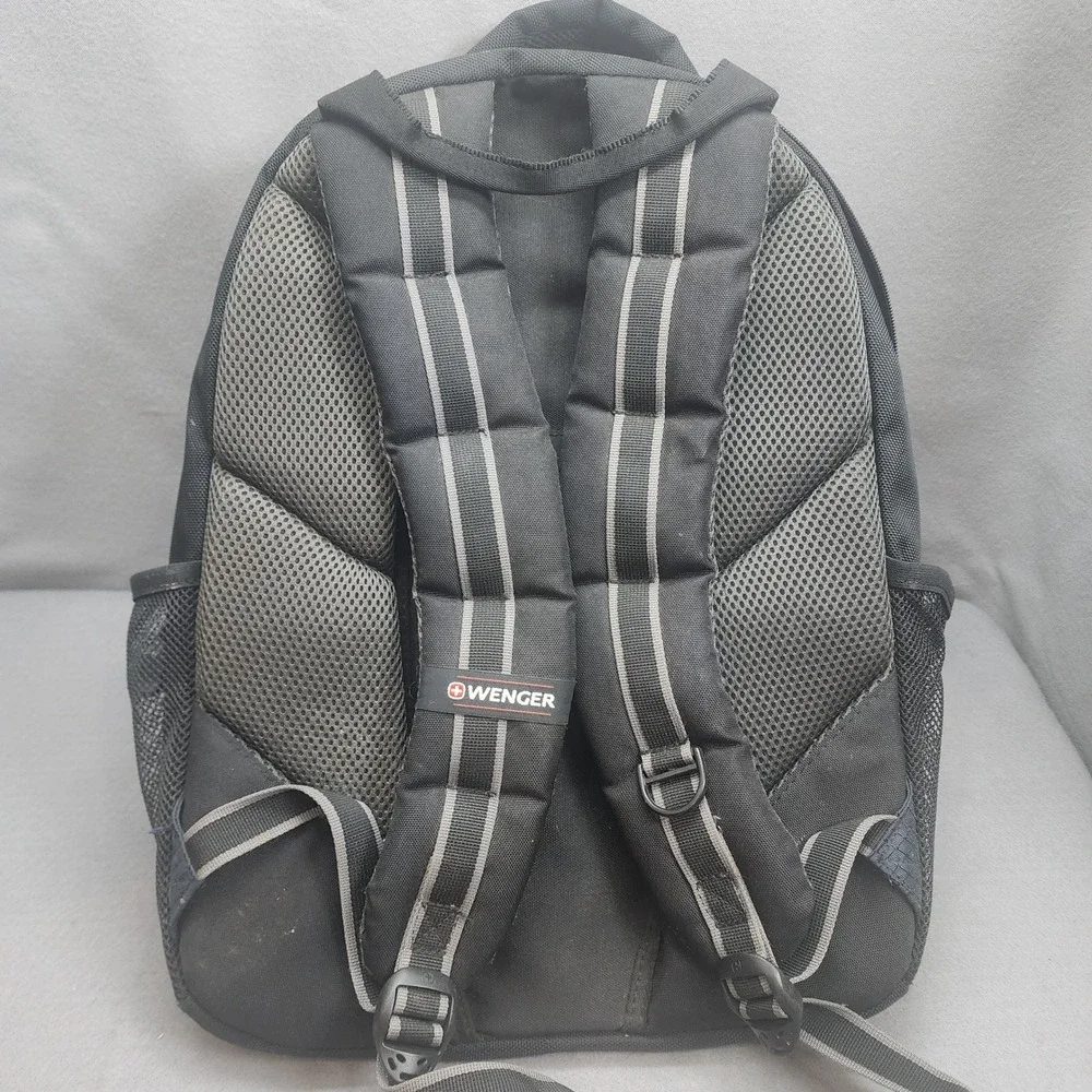 Wenger Black Grey Blue Mesh Padded Backpack Laptop Travel School Bag‎
